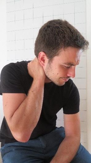 Nackenschmerzen sind weit verbreitet – Behandlung durch die Pohltherapie